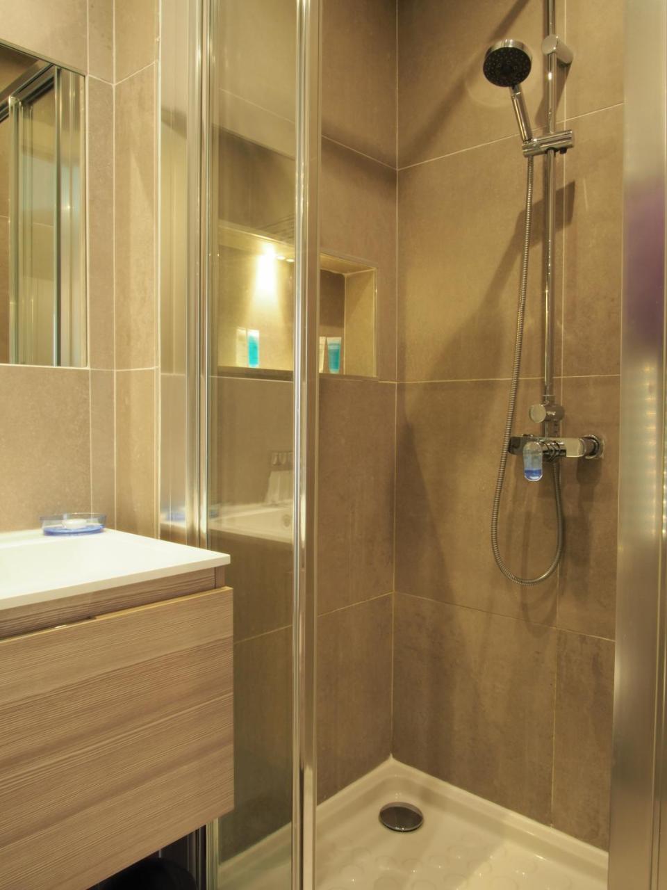 Centre - With Balcony And Stunning Sea View! Appartement *