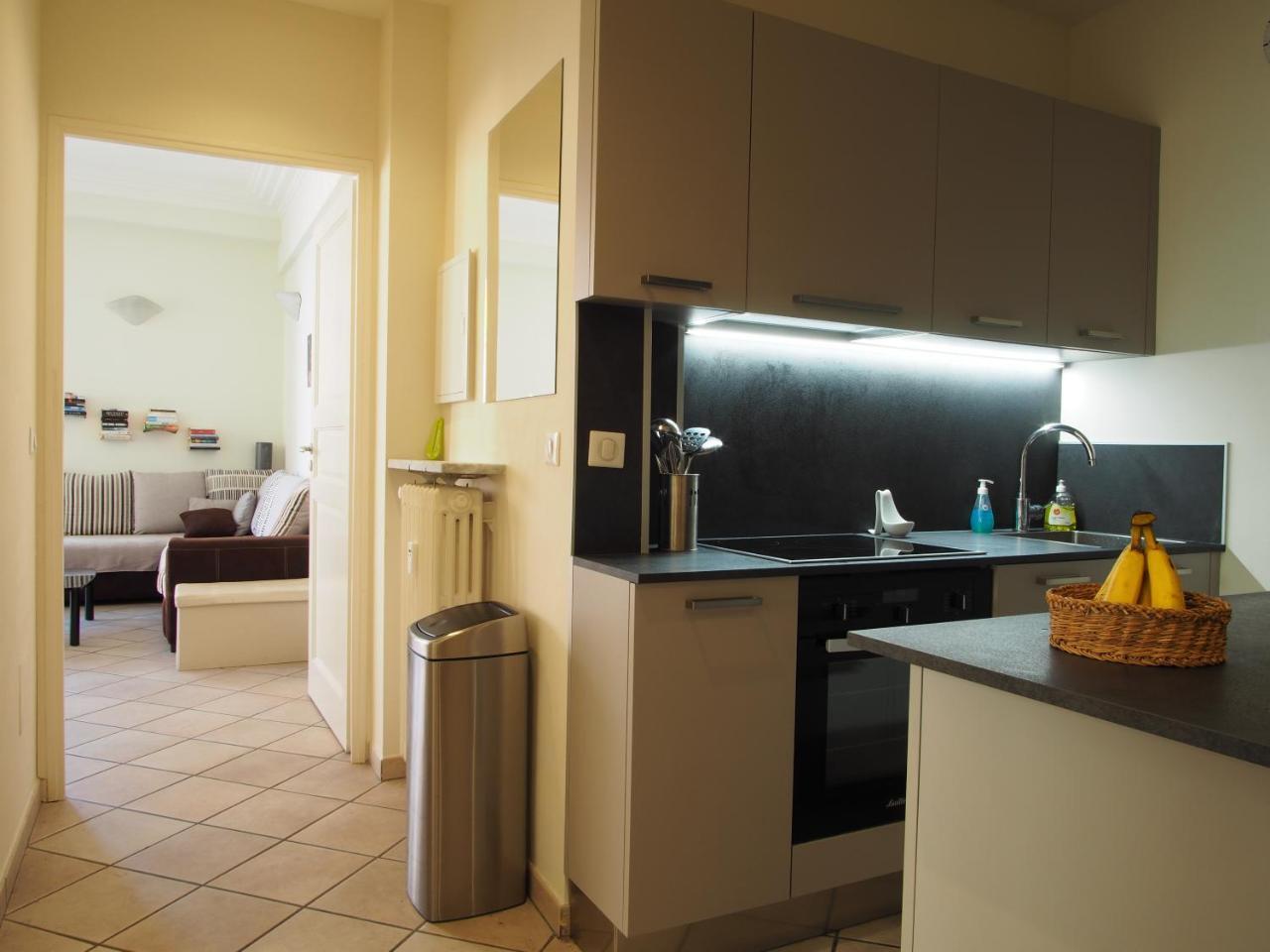 Appartement Centre - With Balcony And Stunning Sea View!