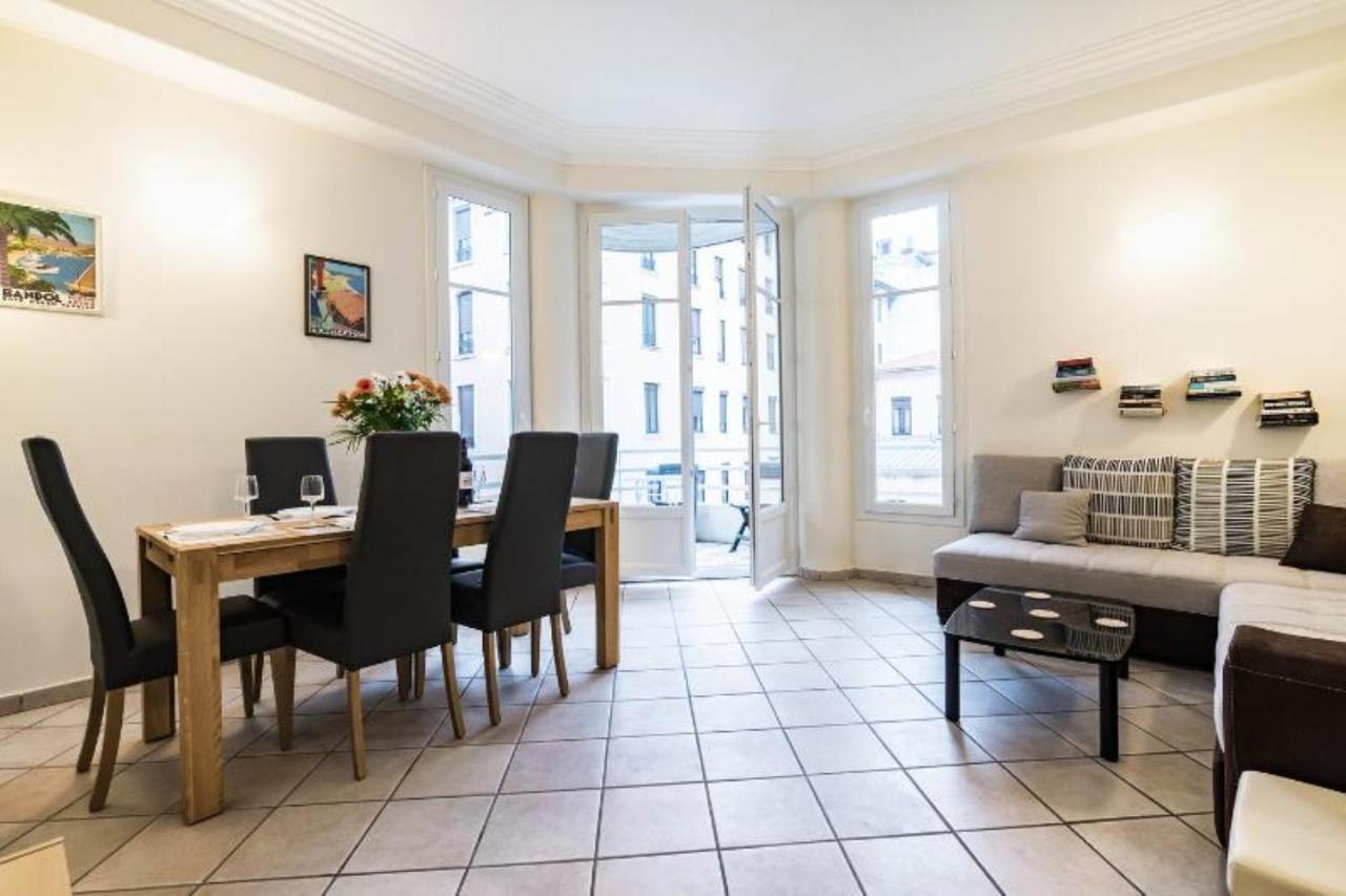 Centre - With Balcony And Stunning Sea View! Apartamento Niza